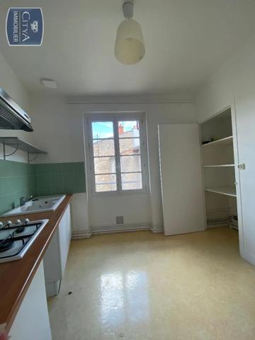 Appartement à louer 3 pièces 62.1m² Poitiers (86000)