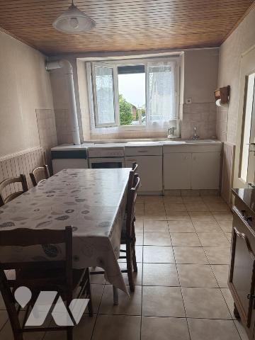 Maison dans le bourg de Plumieux
