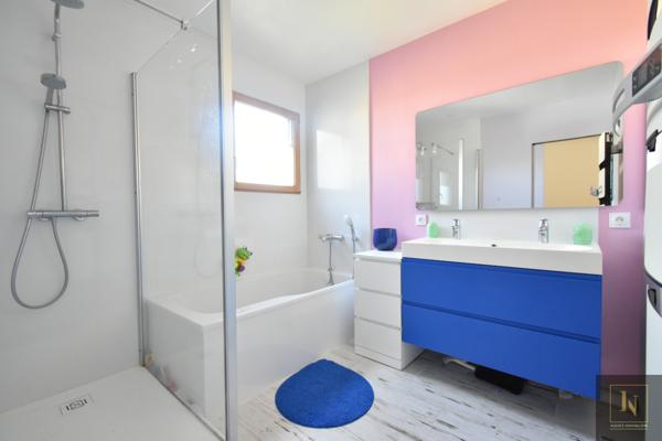 Maison 6 pièce(s) 3 chambre(s) 131 m²