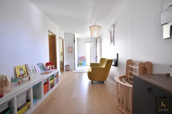 Maison 6 pièce(s) 3 chambre(s) 131 m²