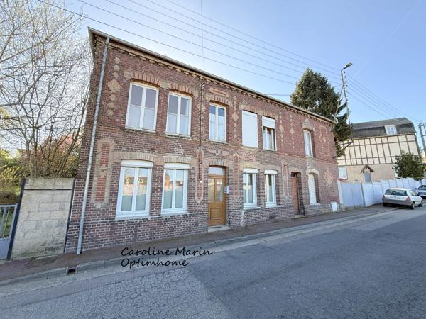 Maison de caractère à réinventer – Fort potentiel à Elbeuf !