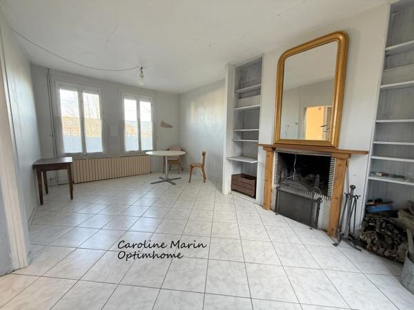 Maison de caractère à réinventer – Fort potentiel à Elbeuf !