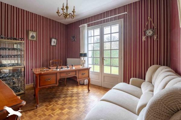 Maison à vendre |  Hiersac |  8 pièces | 164 m²