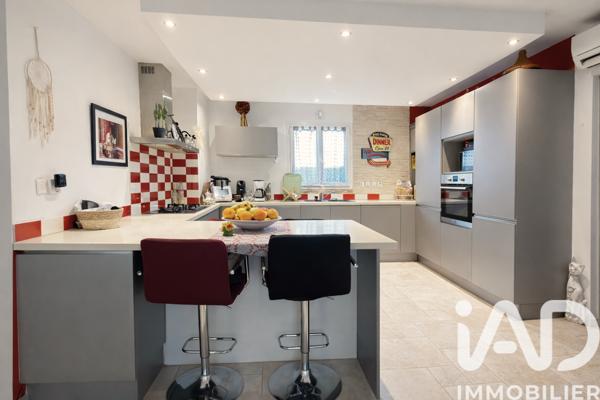 Maison à vendre 6 pièces 116 m² Peyrolles-en-Provence