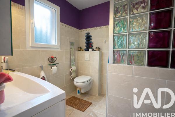 Maison à vendre 6 pièces 116 m² Peyrolles-en-Provence