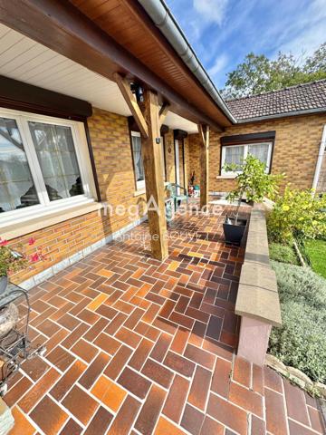 Maison à BOUZINCOURT, 80300 - 5 pièces 120m²