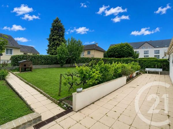 Maison à vendre  6 pièces - 140,37 m 2   PONTCHATEAU  - 44