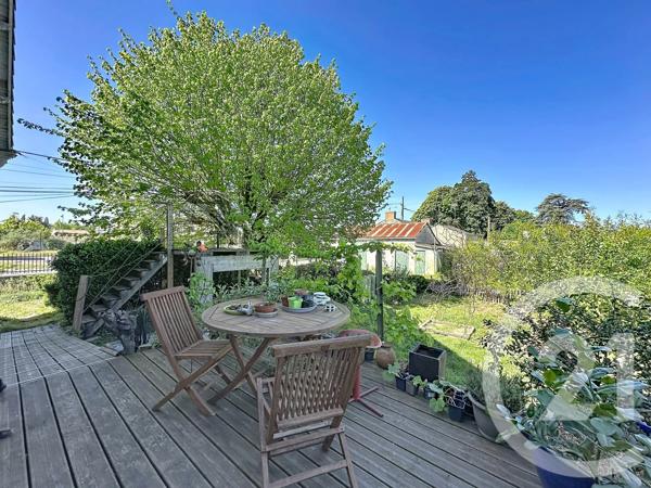 Maison à vendre  5 pièces - 100 m 2   LUCON  - 85