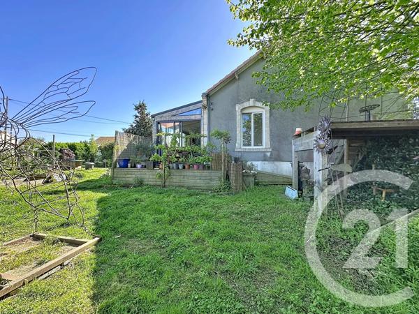 Maison à vendre  5 pièces - 100 m 2   LUCON  - 85