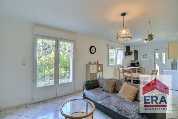 Maison 210m2 habitable divisée en trois appartements