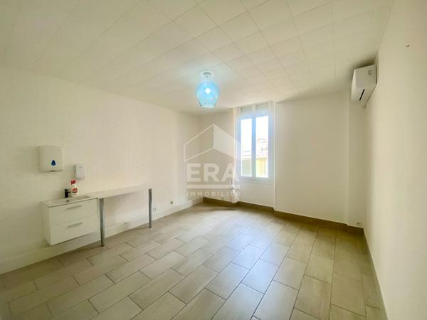 Local d'activité Cannes 100 m2