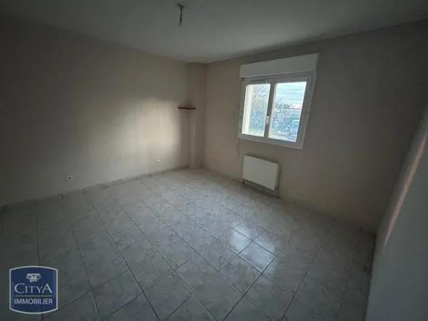 Appartement à louer 5 pièces 109.4m²