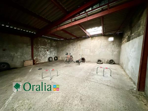Parking · Location Bordeaux (33800)