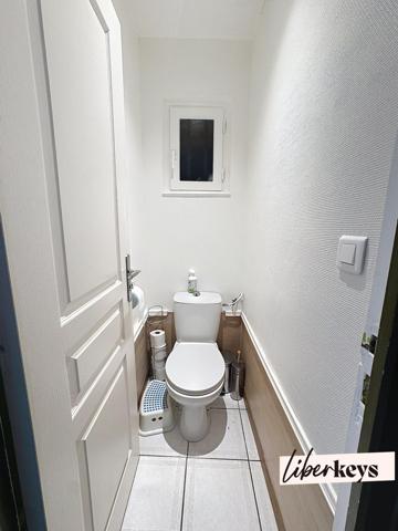 Maison de charme rénovée – 160 m² – Centre d’Azay-le-Rideau – Cour sans vis-à-vis + garage