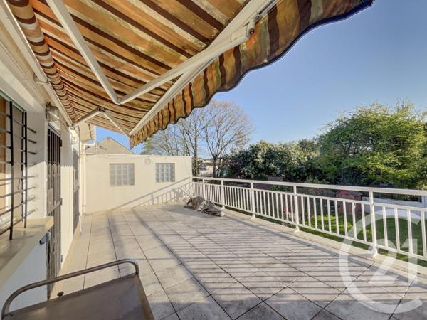 Maison à vendre  7 pièces - 186,02 m2 LE BLANC MESNIL - 93