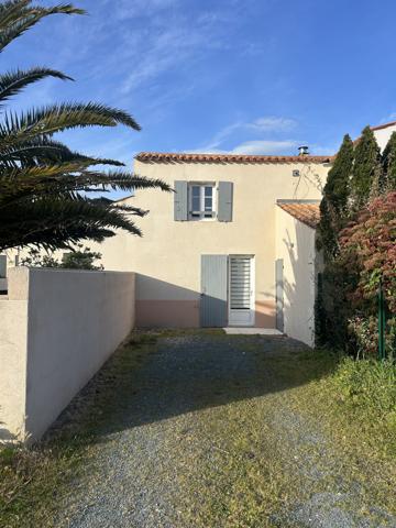 Maison 3 pièce(s) 66 m2 – Jardin – 2 chambres – LA BREE LES BAINS