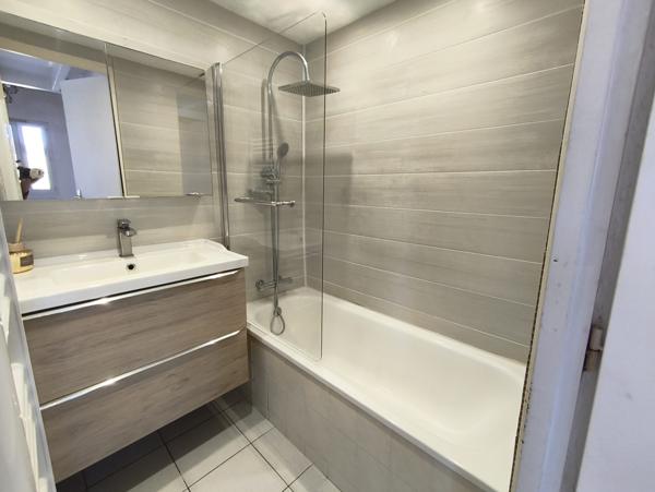 Maison 3 pièce(s) 66 m2 – Jardin – 2 chambres – LA BREE LES BAINS