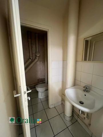 Local commercial · Location Paris (75003) 67m²