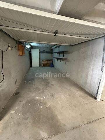 Appartement à vendre 2 pièces, terrasse, grand jardin, garage fermé et place de parking extérieur Château Gombert (13)