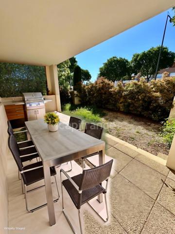 Appartement à vendre 2 pièces, terrasse, grand jardin, garage fermé et place de parking extérieur Château Gombert (13)
