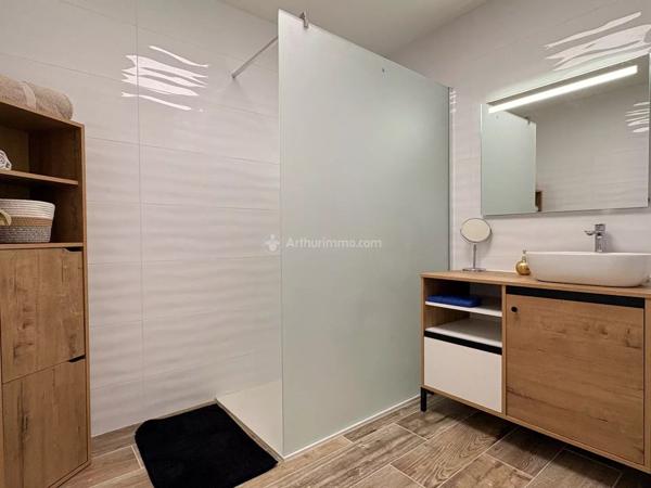 Location                                                      Appartement
                        
                     2 pièces                      65 m2                     à Albi