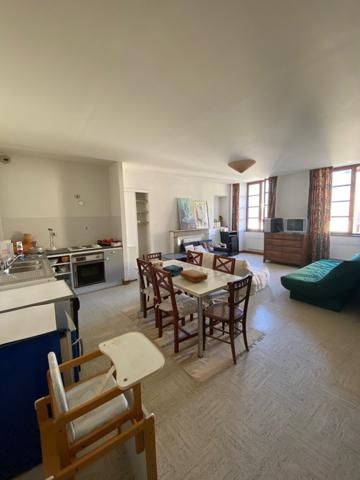 Grande et belle maison familiale