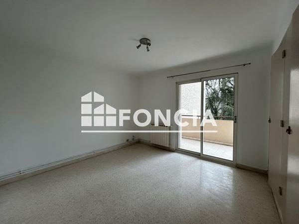 Location Appartement 4 pièces 85.58 m² - 91 ROUTE DE SAUVE Nimes 30900