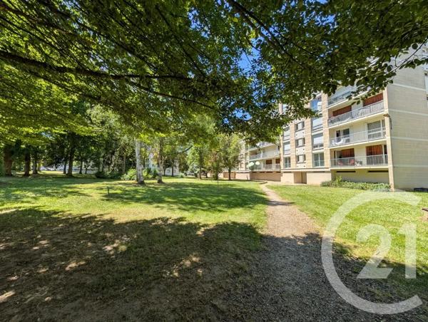 Appartement F2 à vendre  2 pièces - 39,59 m 2   EPERNON  - 28
