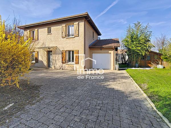 maison Chalamont 5 pièces 115 m2 sur parcelle de 600 m²