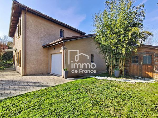 maison Chalamont 5 pièces 115 m2 sur parcelle de 600 m²