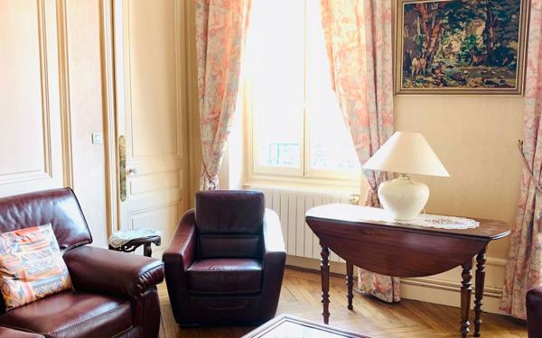 Appartement à vendre    4 pièces • 122 m2 Lyon 7