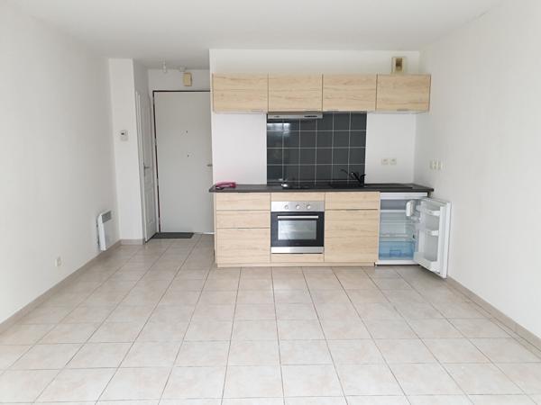 LA ROCHE SUR YON APPARTEMENT A VENDRE 1 PIECE EXCLUSIVITE AMANDA