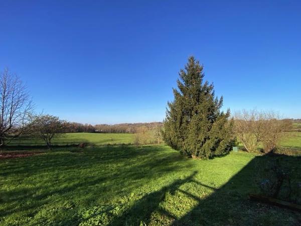 Maison Thiviers 8 pièce(s) 225 m2