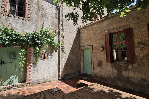 Vue imprenable – Calme absolu – Parfait pour résidence secondaire