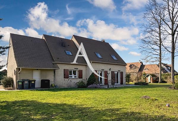 Maison Le Perray En Yvelines 6 pièce(s) 140 m2