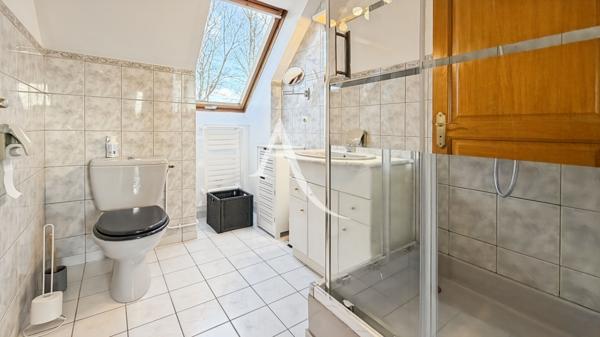 Maison Le Perray En Yvelines 6 pièce(s) 140 m2