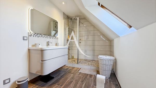 Maison Le Perray En Yvelines 6 pièce(s) 140 m2