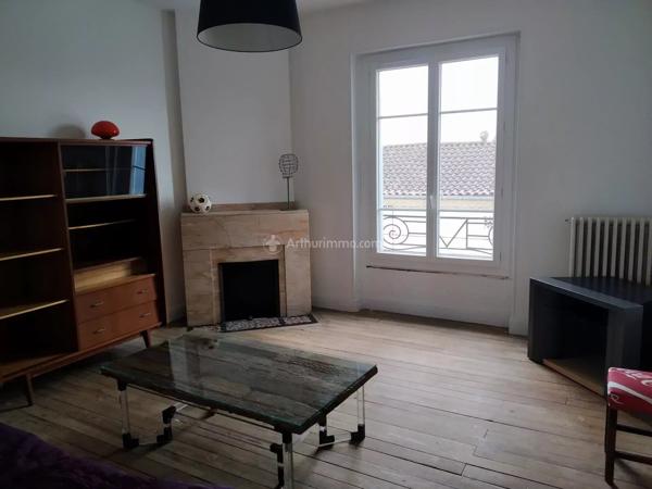 Location                                                      Appartement
                        
                     3 pièces                      86 m2                     à Carmaux