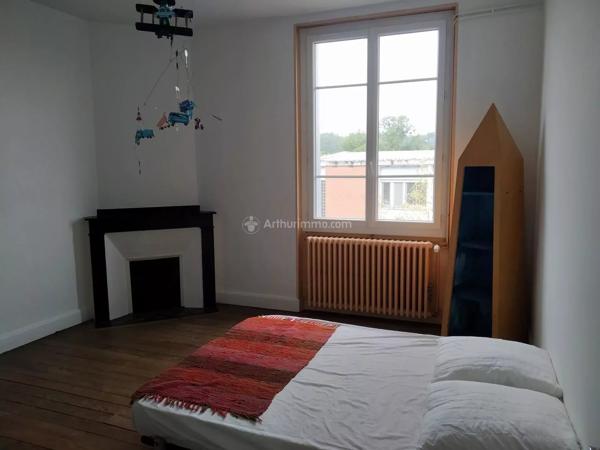 Location                                                      Appartement
                        
                     3 pièces                      86 m2                     à Carmaux