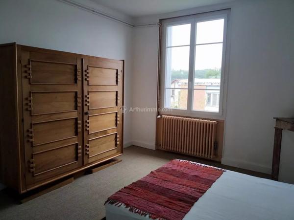 Location                                                      Appartement
                        
                     3 pièces                      86 m2                     à Carmaux