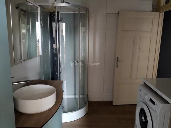 Location                                                      Appartement
                        
                     3 pièces                      86 m2                     à Carmaux