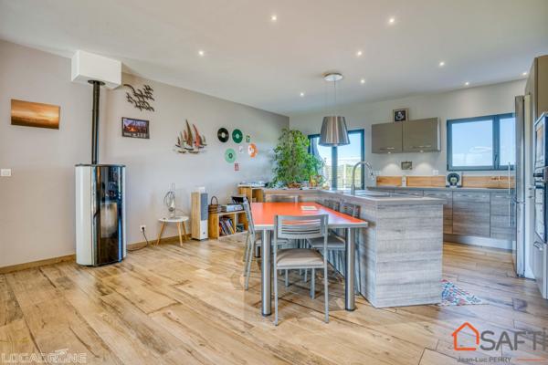 Maison d'architecte avec piscine