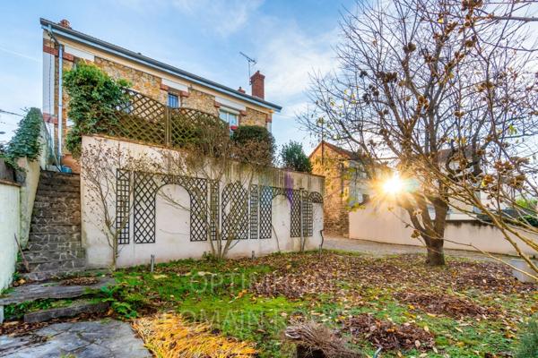 Maison meulière 7 pièces - Montesson Centre