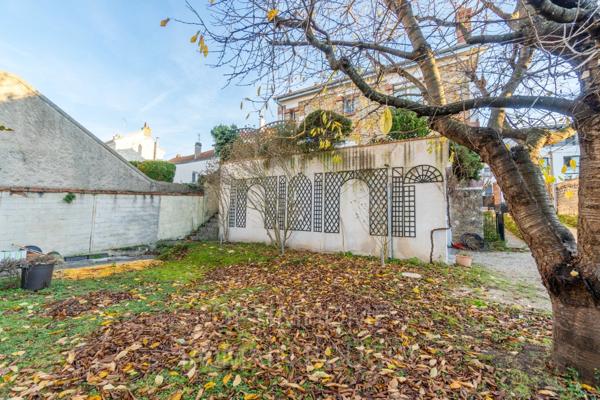 Maison meulière 7 pièces - Montesson Centre