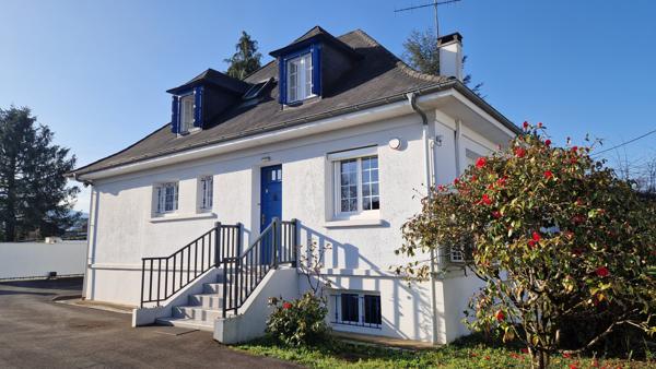 Oloron-Sainte-Marie (64400) SUPERBE MAISON DE QUALITÉ AU CALME SANS VIS À VIS