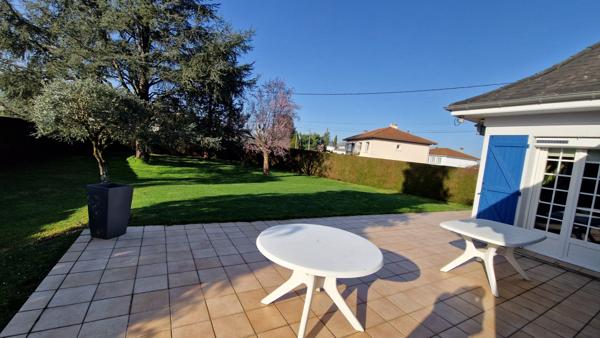 Oloron-Sainte-Marie (64400) SUPERBE MAISON DE QUALITÉ AU CALME SANS VIS À VIS