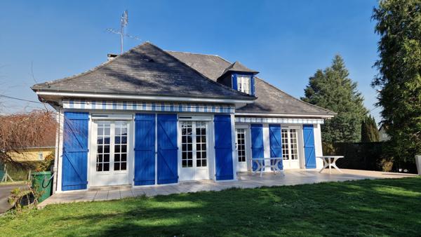 Oloron-Sainte-Marie (64400) SUPERBE MAISON DE QUALITÉ AU CALME SANS VIS À VIS