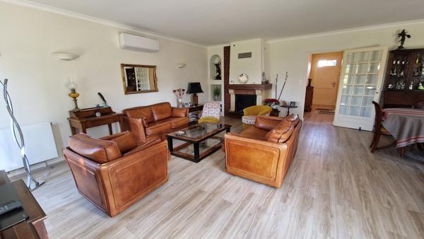 Oloron-Sainte-Marie (64400) SUPERBE MAISON DE QUALITÉ AU CALME SANS VIS À VIS