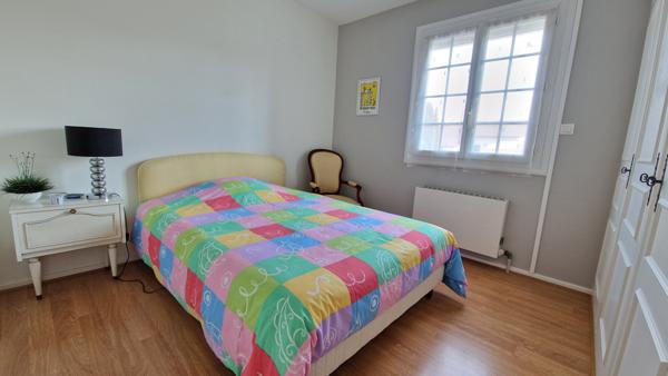 Oloron-Sainte-Marie (64400) SUPERBE MAISON DE QUALITÉ AU CALME SANS VIS À VIS