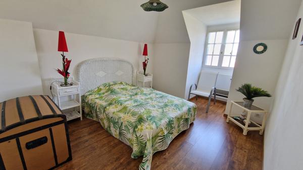 Oloron-Sainte-Marie (64400) SUPERBE MAISON DE QUALITÉ AU CALME SANS VIS À VIS